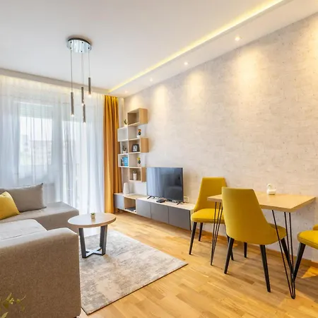 Arena Big Luxury With Free Parking