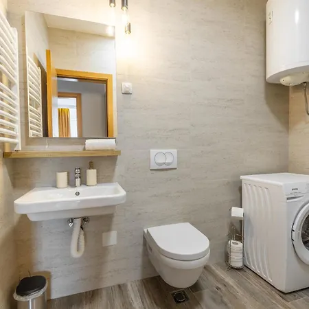 Apartment Arena Big Luxury With Free Parking *