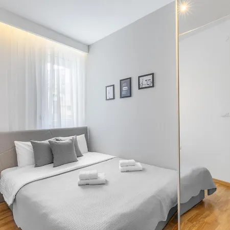 Apartment Arena Big Luxury With Free Parking