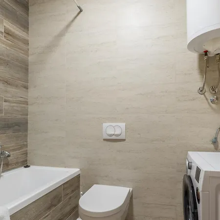 Arena Big Luxury With Free Parking Appartement Novi Sad