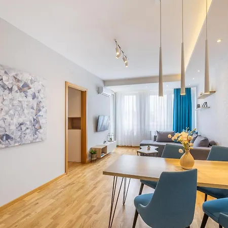 Apartment Arena Big Luxury